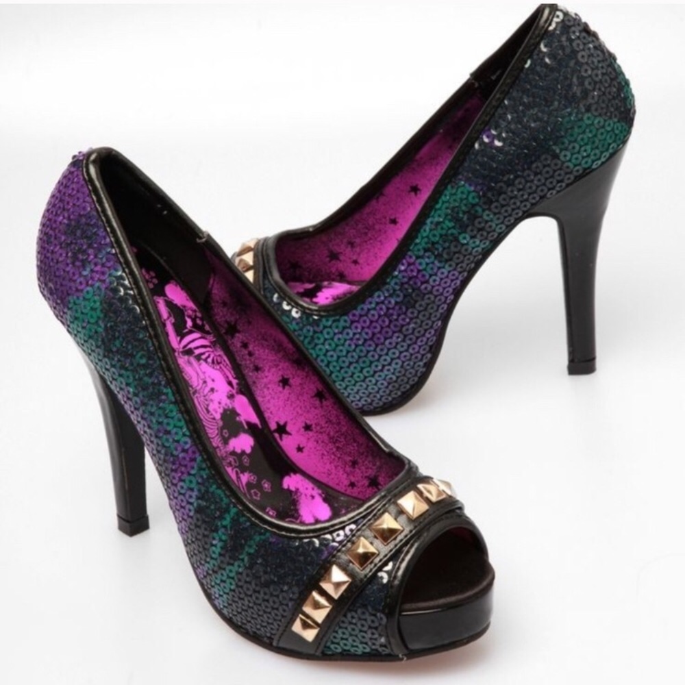 Iron Fist Debracorn sequined pumps